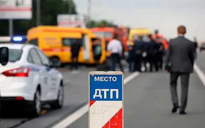 В Подмосковье произошло ДТП с пассажирским автобусом